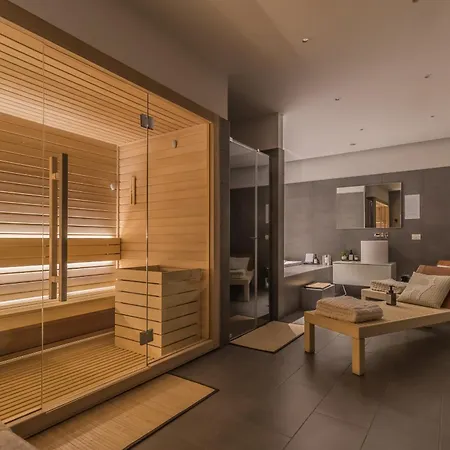 Spark Chalet E Spa Livigno Chalet *